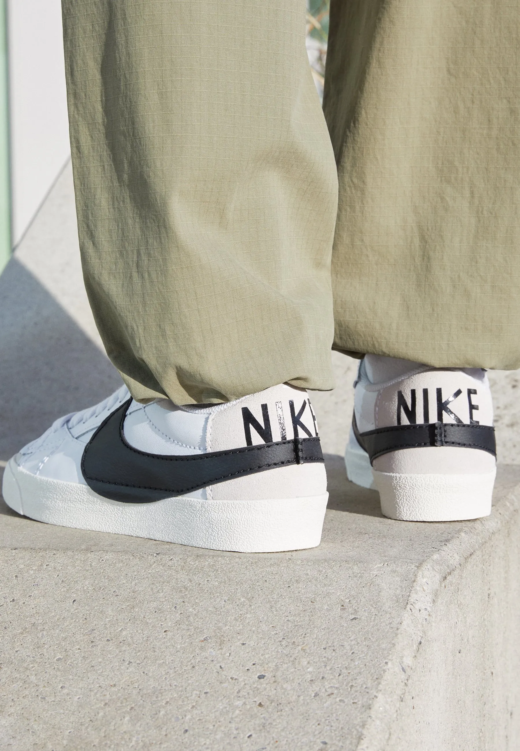 BLAZER LOW '77 JUMBO - Sneakers basse