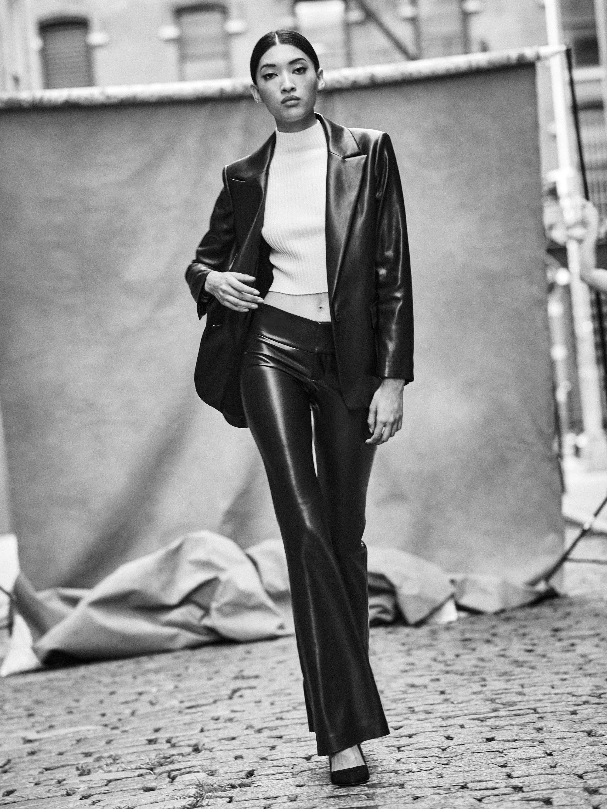 Pantalone a zampa Olivia ecopelle nera